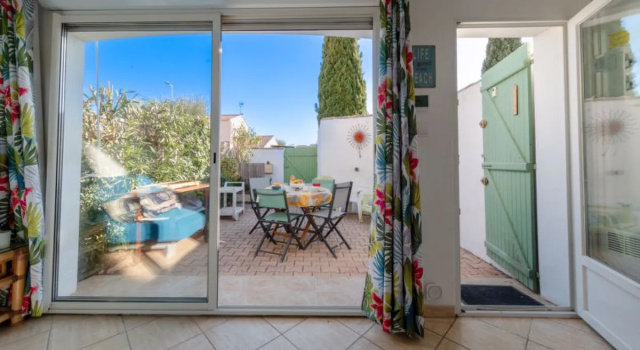 House Les Oyats Le Grau du Roi, Boek Hotel Hotels in Camargue met parkeren, Parkeren