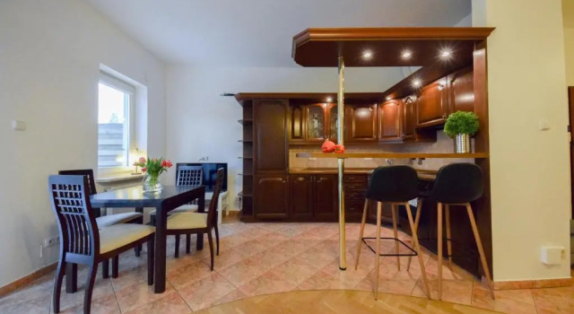 Апартаменты ShortStayPoland Bialobrzeska (B35)