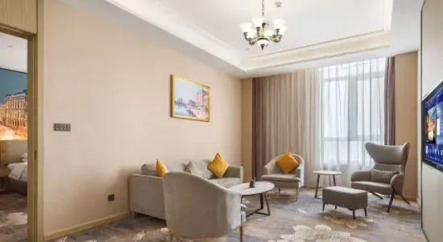 Люкс Vienna International Hotel (Hotan Yue Mansion Night Market Store)