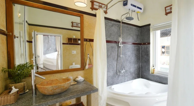 Вилла с 3 комнатами с красивым видом из окна HA Devan Hoian Pool Villa
