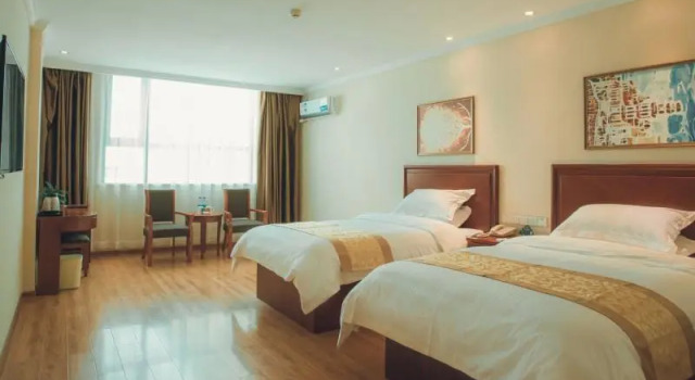 Greentree Inn Zhoukou Huaiyang County Longdu Avenu, Book Hotel Huaiyang Henan