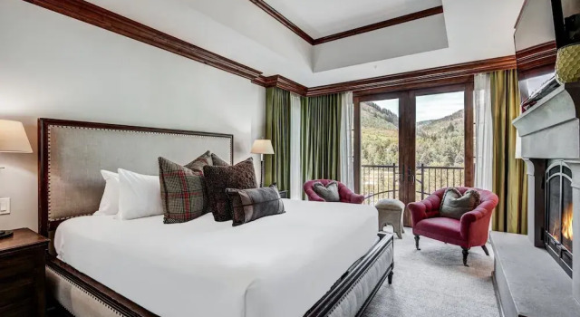 3 BR Ritz-Carlton Residence with Valley Views by RedAwning - Save 20% on 7+ Nights!, Забронировать Апартаменты/квартира Отели Вейл с парковкой, Парковка