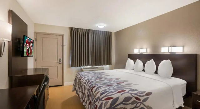 Номер Superior Red Roof Inn Stockton
