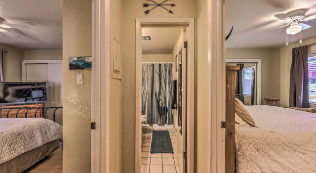 Pet-friendly Condo - 2 Mi to Ruidoso Downs!, Varaa Huoneisto Ruidoso New Mexico