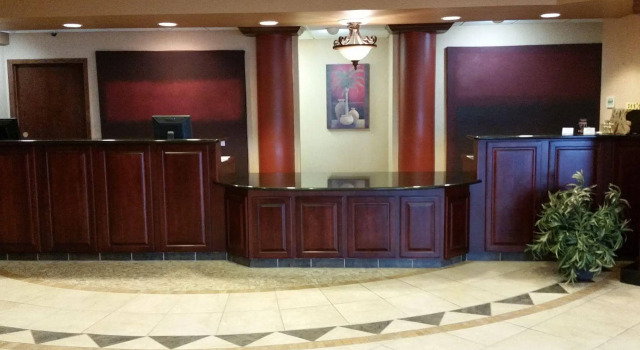 Clarion Hotel Conference Center, Забронировать Отель Отели Иллинойс 3 звезды, 3*