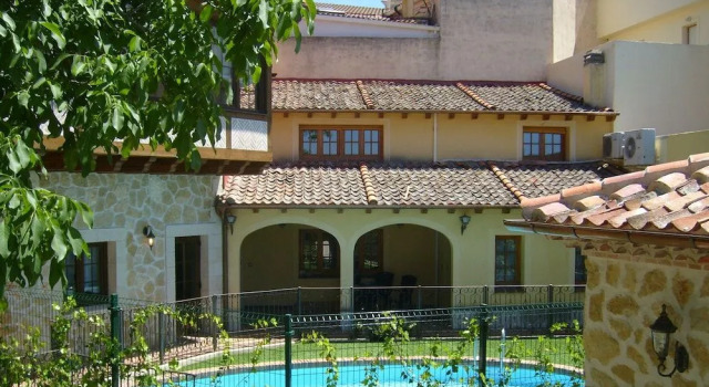 Apartamentos Turísticos El Nogal, Book Lejlighed Hoteller i Castile and Leon med pool, Swimmingpool