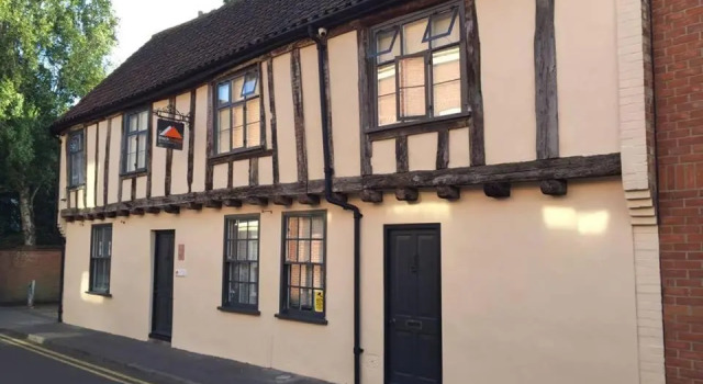 No. 82 Grade II Listed Norwich City Centre Flat
