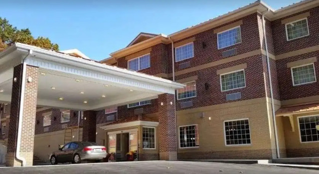 Wingate by Wyndham Elkins, Buchen Sie Hotel Elkins 