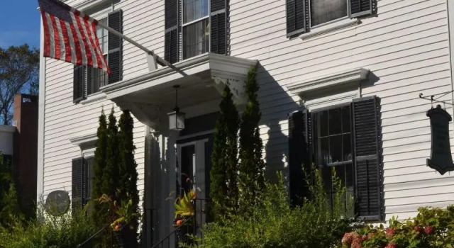 Benjamin F. Packard House