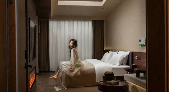 Двухместный номер Standard с балконом и с видом на сад Shangri-la Designer Homestay without Summer(By the Cosmic Wheel of Dukezong)