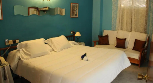Люкс Hotel Vazquez Diaz