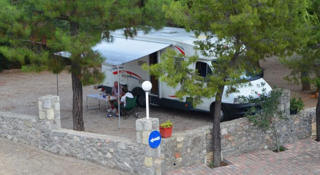 Место под палатку Chrissa Camping Rooms & Bungalows