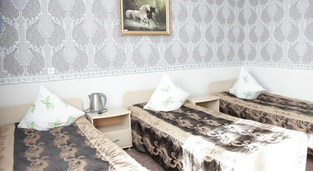 Hotel Landyshy