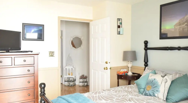 Waterfront Harbour B&B, Buchen Sie Bed & Breakfast 4-Sterne-Hotels in Cold Lake, 4*