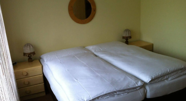 Aparthotel Monte Rosa - Tasch, Varaa Huoneisto Taesch Zermatt