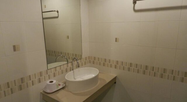 Suite Dreams Hotel, Забронировать Отель Отели Патонг-Бич с парковкой, рядом с Торговый центр Jungceylon, Парковка