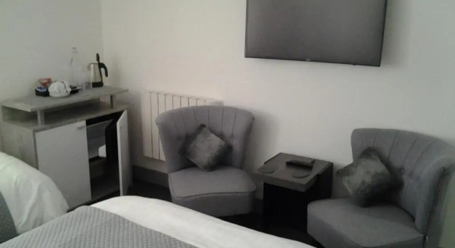 Lady Charlotte Guest rooms triple rooms