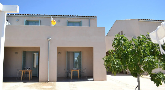 Relais Casina Miregia, Buchen Sie Hotel 3-Sterne-Hotels in Menfi, 3*