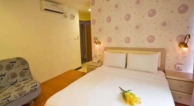 Трёхместный номер Standard Green Park Commercial Hotel