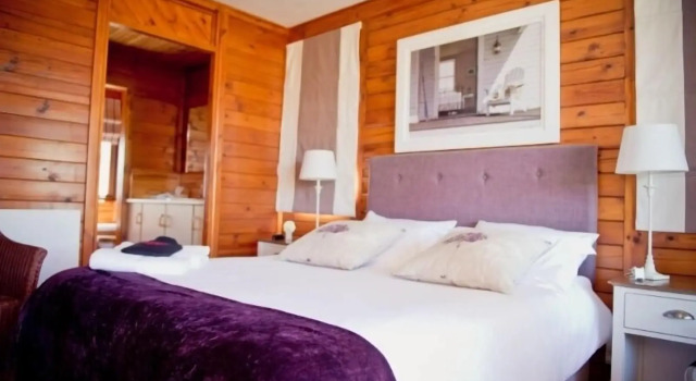 Oyster Creek Lodge, Reservar Pousada (com pequeno-almoço) Hotéis em Knysna com piscina, Piscina
