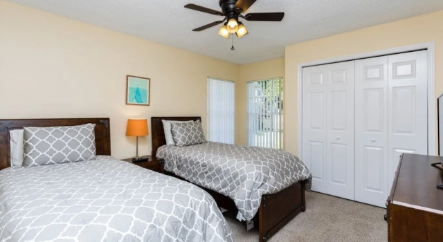 3BR Pool Home in Sunridge by SHV-100
