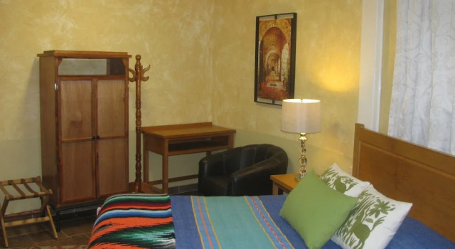 Номер Comfort Casa Zuniga Extended Stay