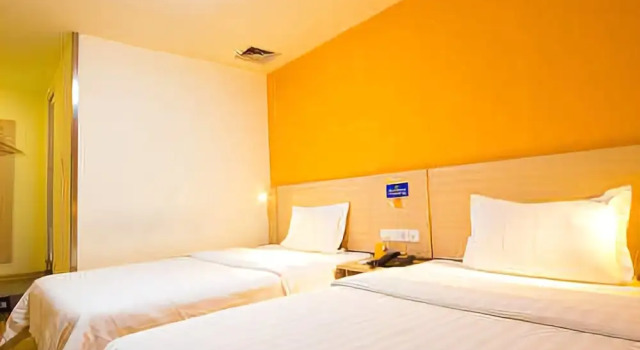 7 Days Inn