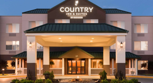 Country Inn & Suites Council Bluffs, Rezerwuj Hotel Hotele w Iowa z basenem, Basen