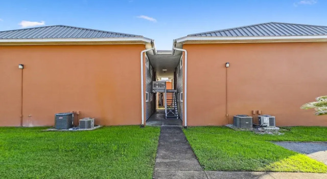Gulf Terrace 160 - Pet-friendly First Floor Condo in Center of Destin 2 Bedroom Condo by Redawning, Rezerwuj Hotel Hotele w Emerald Coast z parkingiem, Parking