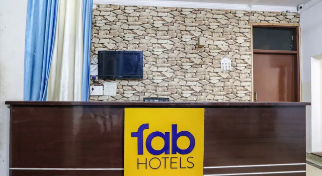 Fabhotel Happy Stay