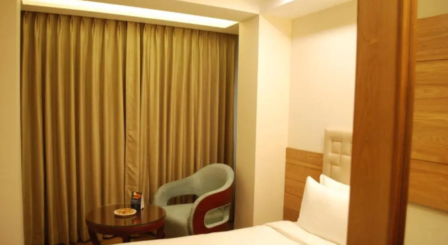 Одноместный номер Deluxe Glades Hotel