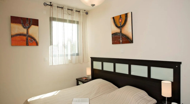Spacious Marina Stay for Six, Забронировать Апартаменты/квартира Манделье-ла-Напуль Mimosa Road