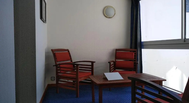Четырёхместный номер Standard с видом на море Hotel De La Mer