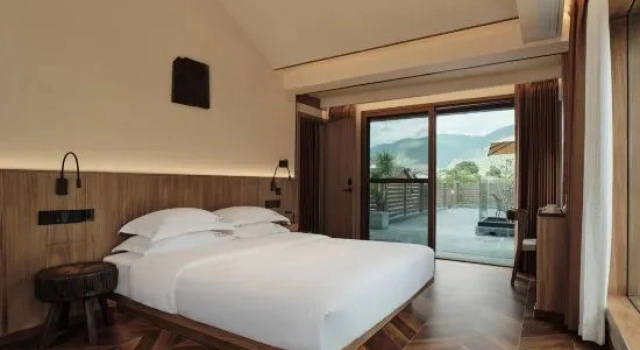 Люкс Shaxi Shili Qingshan Homestay