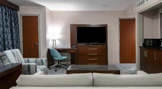 Полулюкс Standard DoubleTree by Hilton - Kamloops