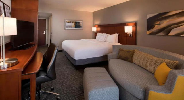 Номер Standard Courtyard by Marriott Boynton Beach