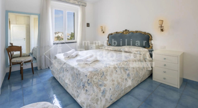 Apartment 16 Faro - TWO ROOM APARTMENT WITH SEAVIEW-16F PORTO FARO, Забронировать Апартаменты/квартира Палау 