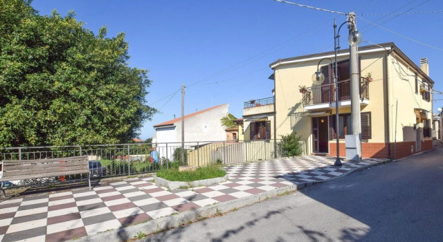 Awesome Apartment in Ricadi With Wifi and 1 Bedrooms, Varaa Huoneisto Ricadi Calabria
