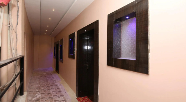OYO 40622 Shahi Guest House