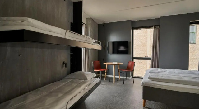 Трёхместный номер Standard Four Points Flex by Sheraton Copenhagen Arena