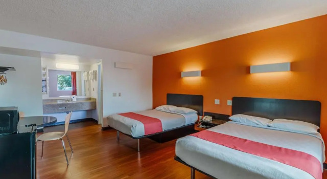 Четырёхместный номер Standard Motel6 Winchester, VA