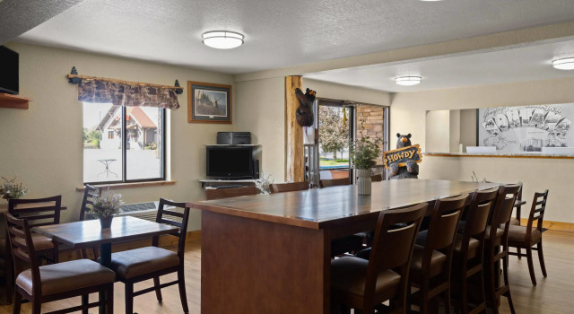 Super 8 by Wyndham Kalispell Glacier National Park, Buchen Sie Hotel Hotels in Montana mit Frühstück, Frühstück