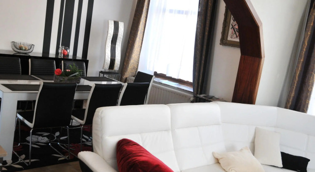Holiday Home in Bastogne With Sauna & Bubble Bath