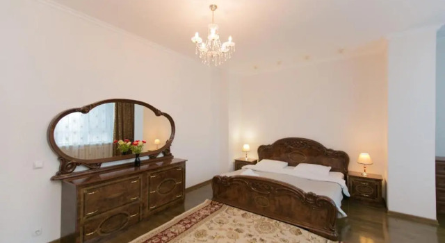 Diplomat Apartment on Sarayshyq st 34