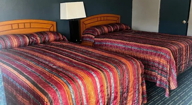 American Inn Sacramento Downtown, Забронировать Мини-отель Мотели Сакраменто, рядом с Городской музей Сакраменто, Мотель