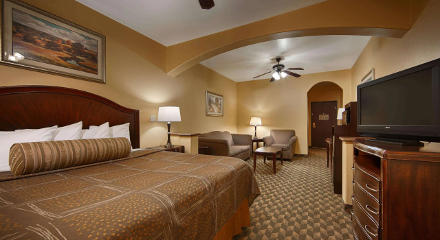 Двухместный люкс Best Western Plus Manvel Inn & Suites