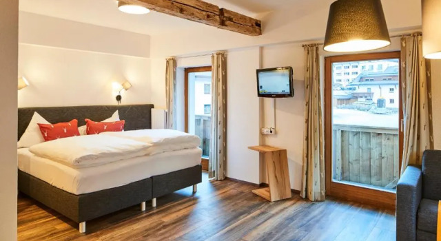 Апартаменты с балконом Tirolerhof - Appartementhaus