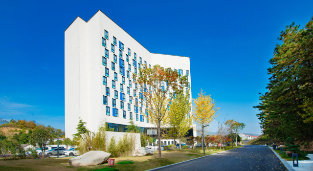 Holiday Inn Express Luanchuan by IHG, Rezervovat Hotel Luanchuan Henan