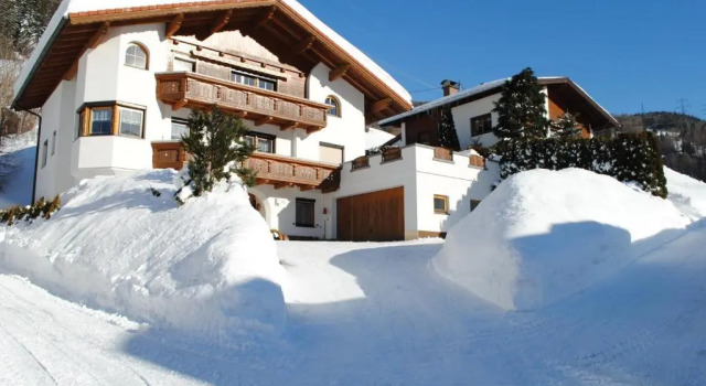 Апартаменты Apartment Maierhof