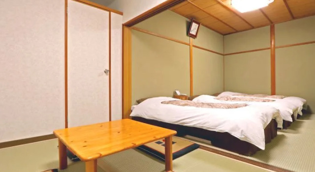 Kannabe Highland Hotel